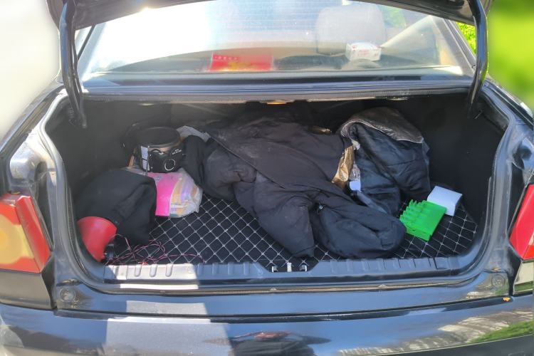 Used Volkswagen Santana Vista 2008 1.8L Manual Comfort Edition Trunk