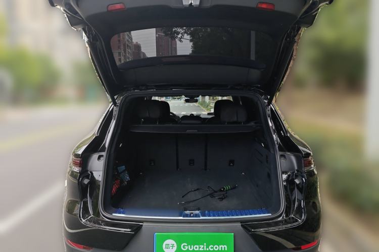 Used Porsche Cayenne 2024 Cayenne 3.0T Trunk