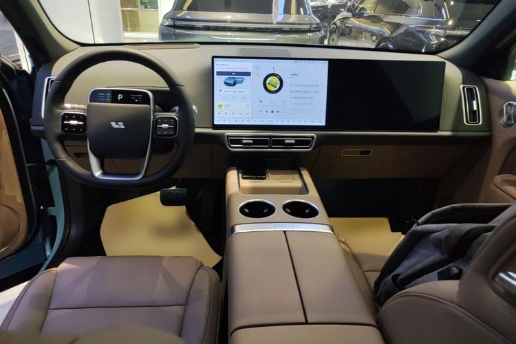 Used Li Auto L7 2025 Ultra Smart Refreshed Edition Center Console