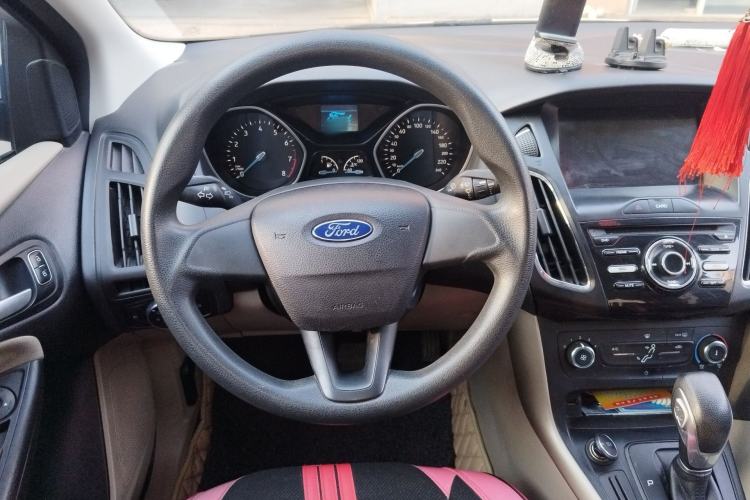 Used Ford Focus 2017 Sedan 1.6L Automatic Comfort Plus SmartDrive Edition
