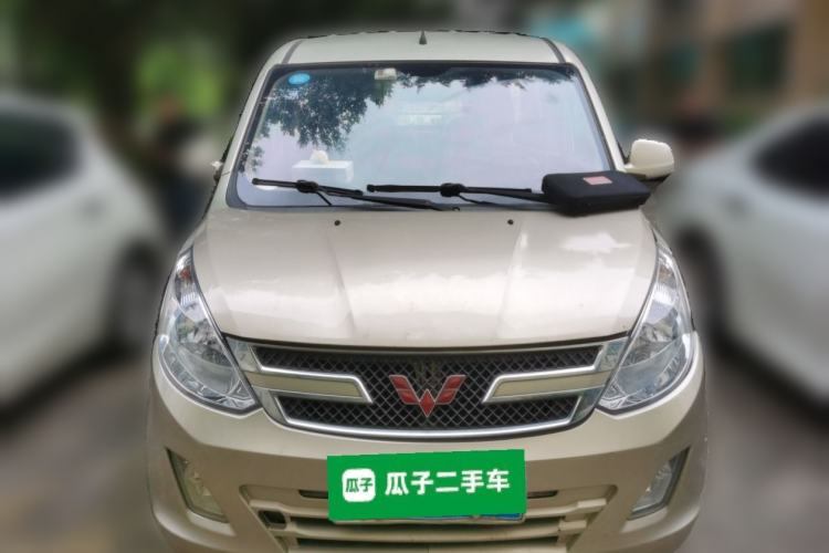 Used Wuling Rongguang V 2016 1.5L Standard Version
