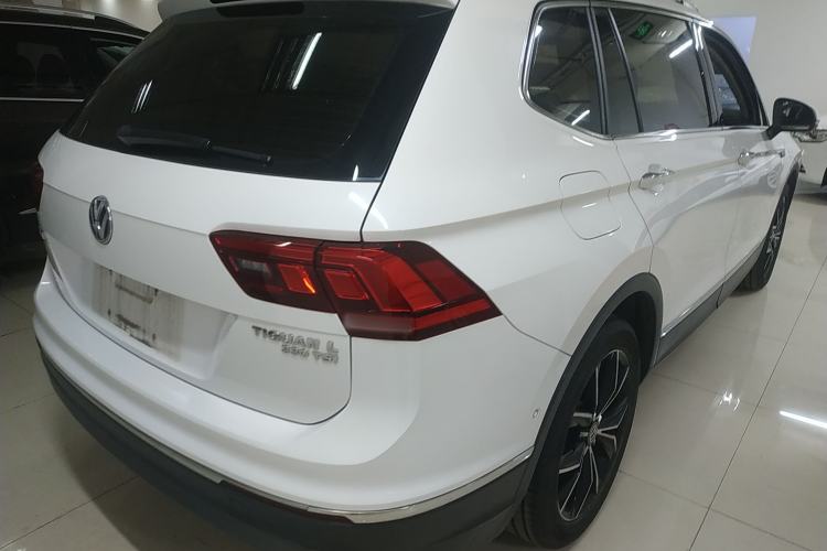 Used Volkswagen Tiguan L 2019 330TSI Automatic Two-Wheel Drive Smart Luxury Version China V Emission Standard