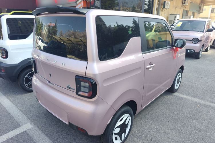 Used Geely Galaxy Panda 2025 210 km – Yuanqi Bear Rear Right 45 Deg