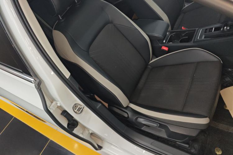 Used Volkswagen Golf 2023 280TSI DSG Pro Right Front Seat