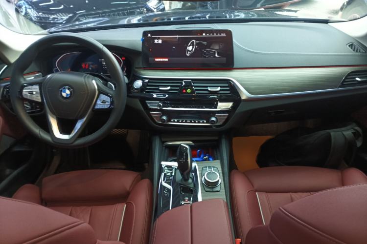 Used BMW 5 Series 2022 Second Facelift 530Li Luxury Edition Premium Package