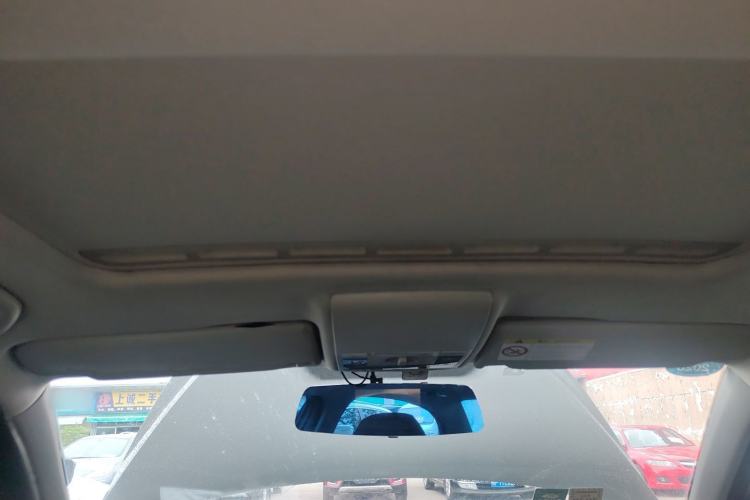 Used Volkswagen Lavida 2013 Restyled Classic 1.6L Manual Comfort Edition