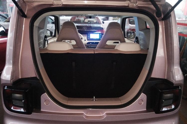 Used Geely Galaxy Panda 2024 Panda Mini 200km Endurance Bear
