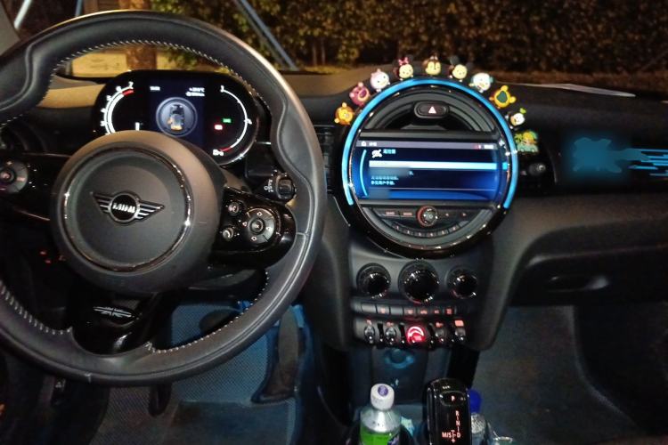 Used MINI 2021 1.5T COOPER Artist
