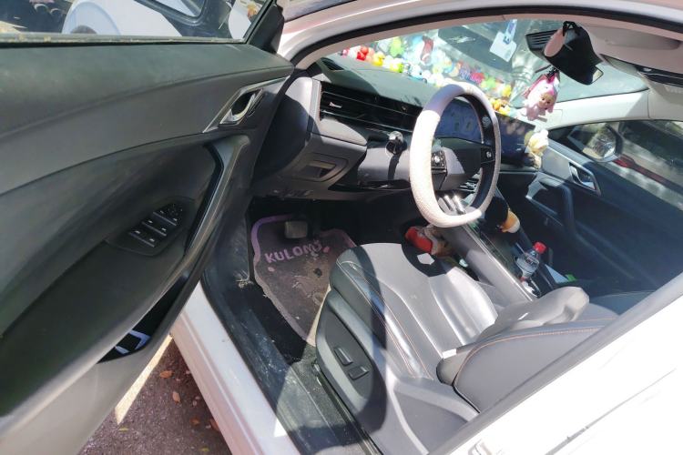 Used Roewe RX5 New Energy 2023 eRX5 Super Hybrid Prestige Edition Driver Seat