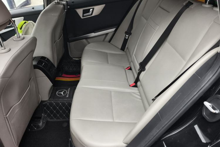 Used Mercedes-Benz GLK-Class 2013 GLK 300 4MATIC Dynamic Sunroof Model