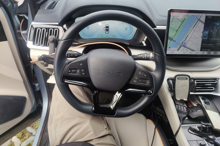 Used BYD Song PLUS New Energy 2024 Honor Edition EV 520km Luxury Model