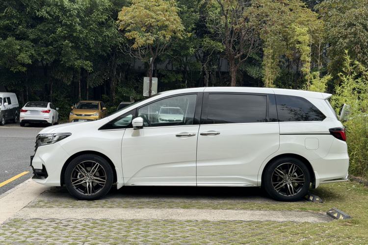 Used Honda Odyssey 2022 2.0L eHEV Sharp·Luxury Edition Exterior 2