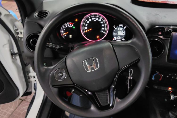 Used Honda XR-V 2015 1.8L EXi CVT Comfort Version