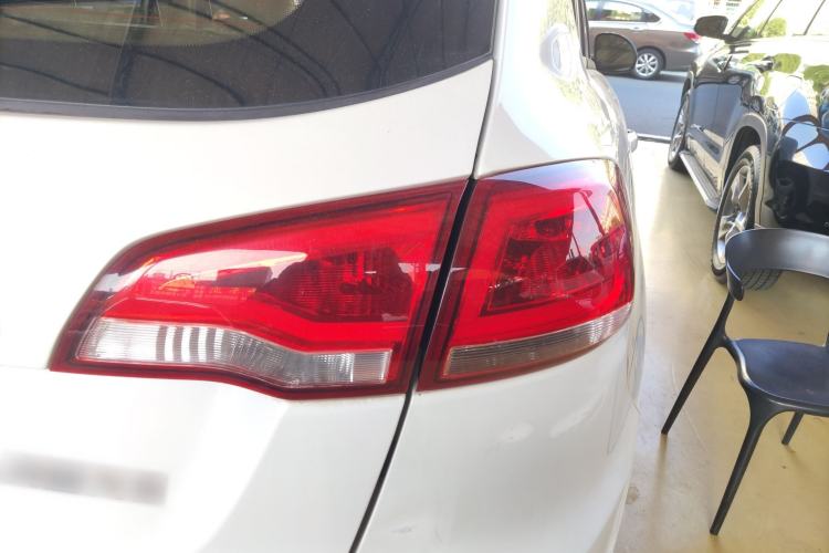 Used Zotye Domy X5 2017 Value Edition 1.6L Manual Comfort Model