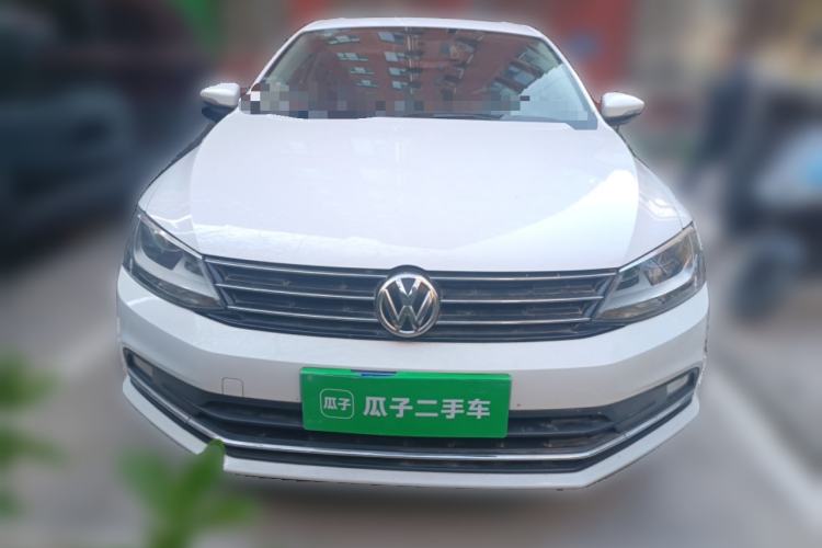 Used Volkswagen Sagitar 2015 1.6L Automatic Comfort Model Front