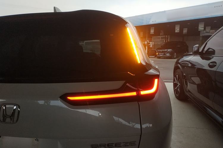 Used Honda Breeze 2021 240TURBO CVT Front-Wheel Drive Elite Edition Exterior 3