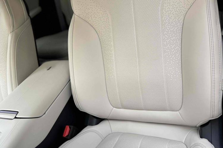 Used Lynk & Co 07 2024 EM-P 126 Long-Range Ultra
