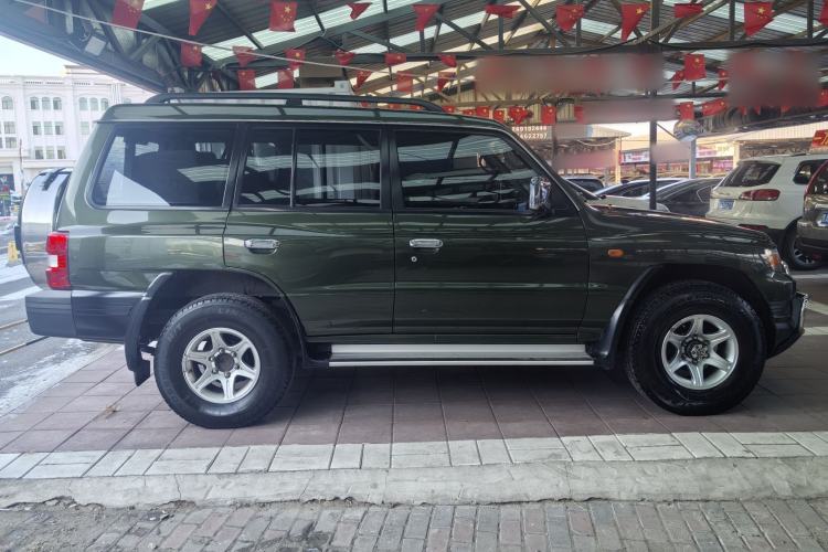 Used Leopaard Q6 2015 2.4L Manual 4x4 Excellence Edition