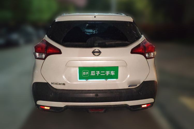 Used Nissan Kicks 2018 1.5L CVT Smart Connect Luxury Edition
