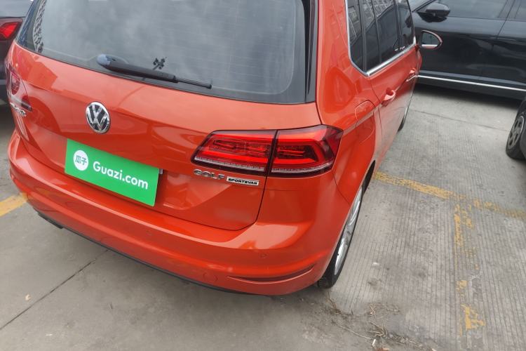 Used Volkswagen Golf Sportsvan 2016 230TSI Automatic Luxury Version