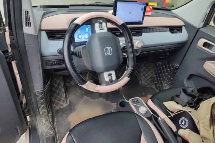 Used Chery QQ Ice Cream 2024 170km Sundae Center Console