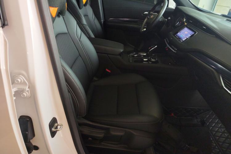 Used Cadillac XT4 2023 28T Two-Wheel Drive Fashion Edition
