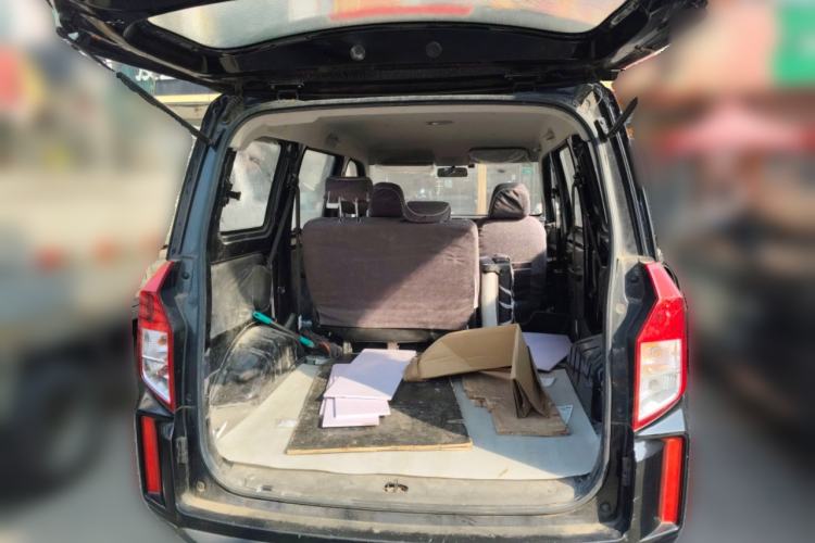 Used Wuling Hongguang PLUS 2020 1.5L Manual Standard Edition 5 Seats