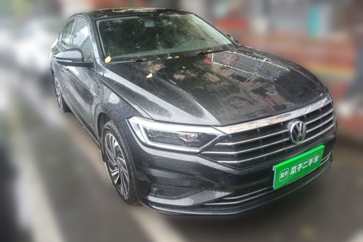 Used Volkswagen Sagitar 2021 280TSI DSG 30th Anniversary Edition Front Right 45 Deg