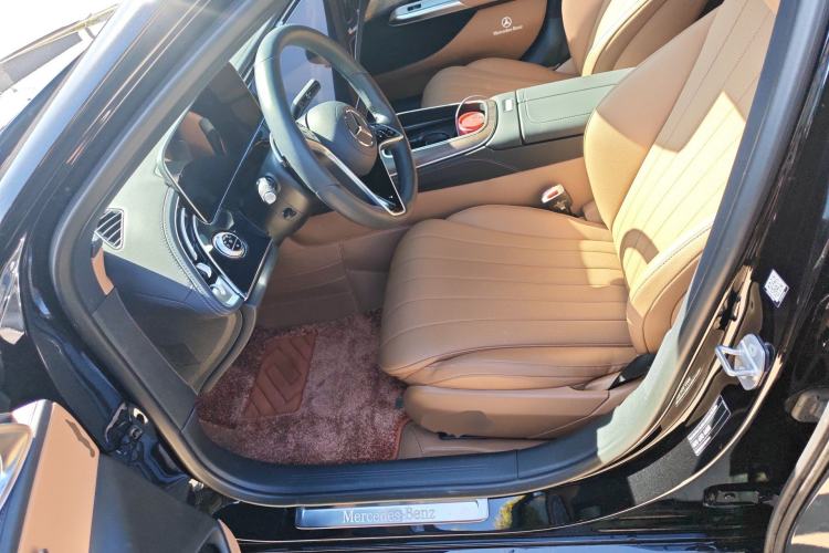 Used Mercedes-Benz E-Class New Energy 2024 E 350 e L Plug-in Hybrid Sedan Left Front Seat