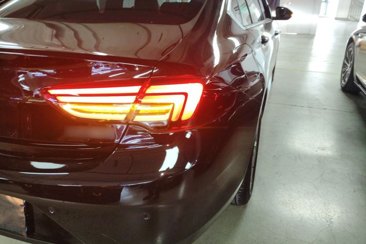 Used Buick Regal 2024 25T Deluxe Edition Right Rear Taillight