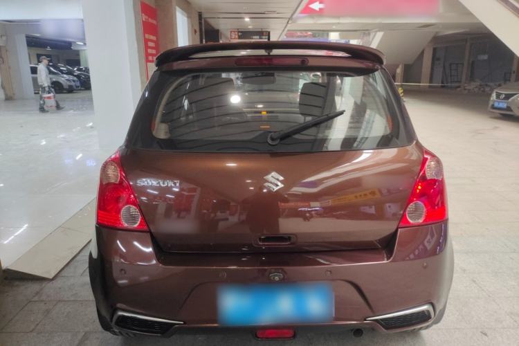 Used Suzuki Swift 2013 1.5L Automatic Standard Edition
