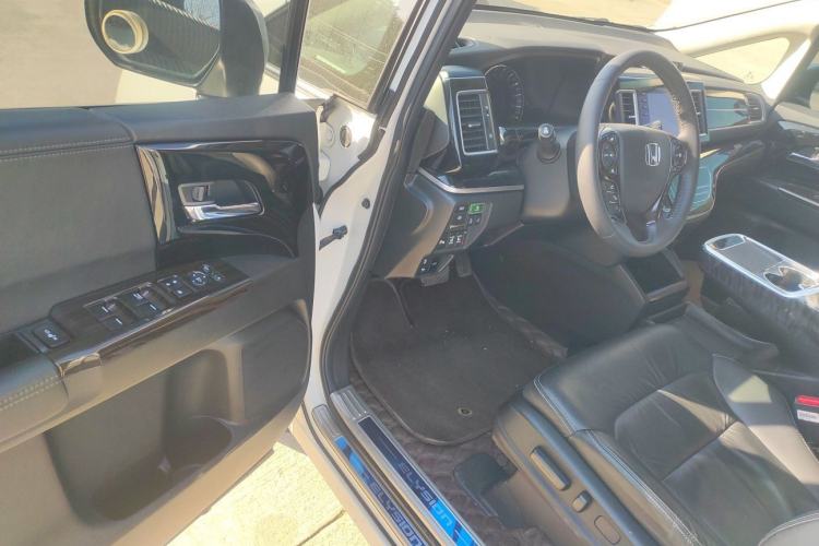 Used Honda Elysion 2019 2.0L Hybrid Comfort Edition