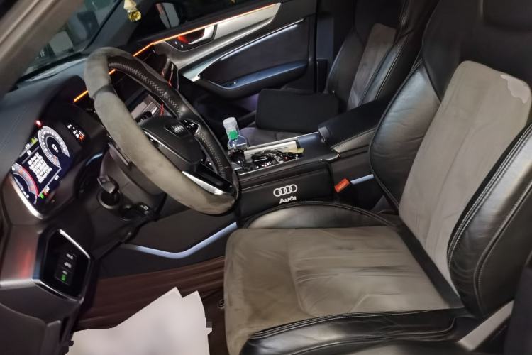 Used Audi A6L 2019 40 TFSI Luxury Dynamic Model
