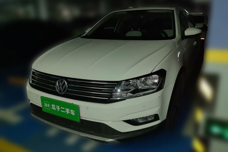 Used Volkswagen Cross Lavida 2016 1.6L Automatic Comfort Edition