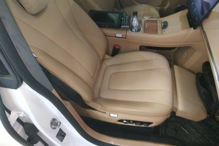 Used Hima Luxeed R7 2024 Pure Electric 667km Pro Right Front Seat