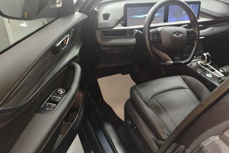 Used Chery Tiggo 8 PLUS 2022 Kunpeng Edition 390TGDI DCT Passion Version