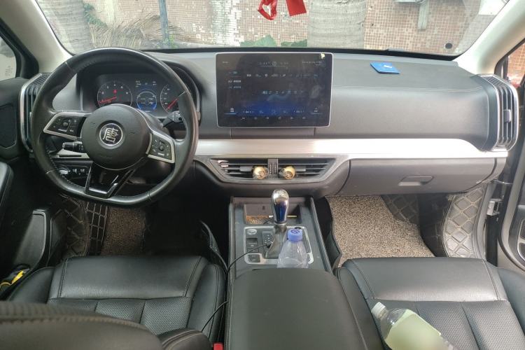 Used BYD Tang 2018 2.0T Automatic Smart Connect Prestige 7-Seater China V Standard

