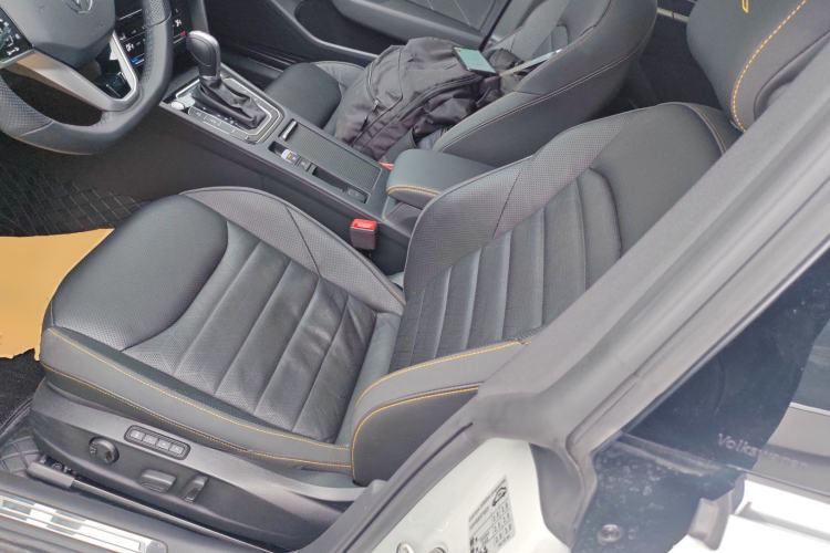 Used Volkswagen FAW-Volkswagen CC 2024 380TSI Striking All-Encompassing Edition Left Front Seat