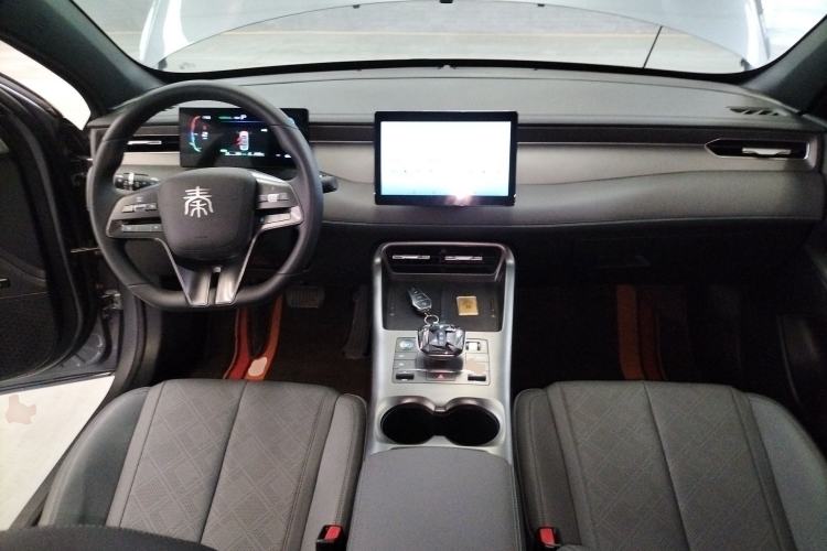 Used BYD Qin PLUS 2025 DM-i Smart Drive 55KM Leading Model
