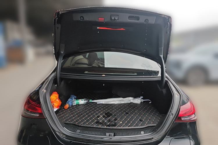 Used Mercedes-Benz E-Class New Energy 2021 E 350 e L Plug-in Hybrid Sedan
