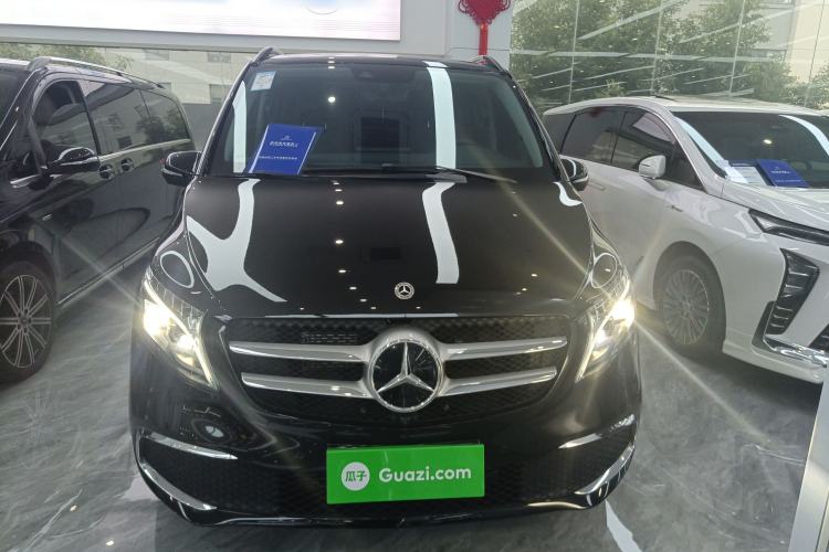 Used Mercedes-Benz V-Class 2022 V 260 L Long Wheelbase Prestige Edition
