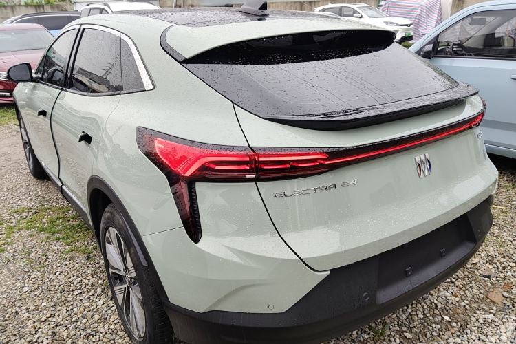 Used Buick E4 2023 Smart Edition
