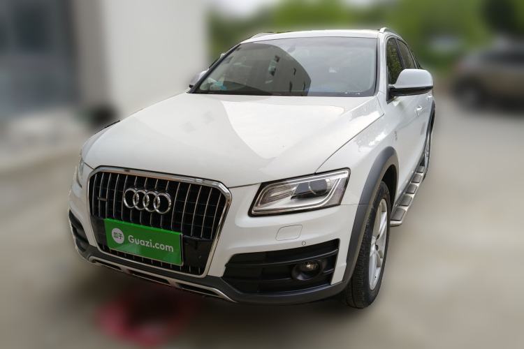 Used Audi Q5 2017 Plus 40 TFSI Technology Model