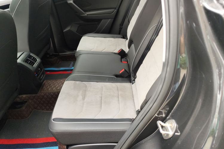 Used Volkswagen Tayron X 2020 330TSI Two-Wheel Drive Luxury Smart Connectivity Version Left Rear Seat