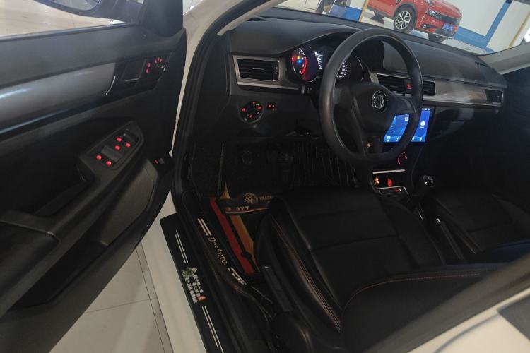 Used Volkswagen Bora 2018 1.5L Manual Fashion Model