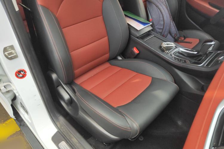 Used Geely Auto Vision S1 2019 Upgraded Model 1.5L CVT Luxury Version
