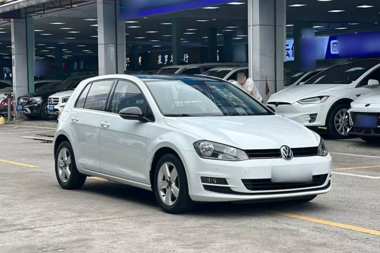 Used Volkswagen Golf 2016 230TSI Automatic Comfort Version Exterior 2