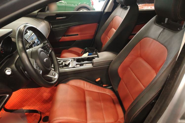 Used Jaguar XE 2017 2.0T 200 PS R-Sport