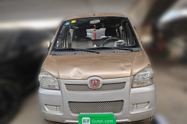 Used BAIC Weiwang 306 2011 1.3L base model 7 seats Front