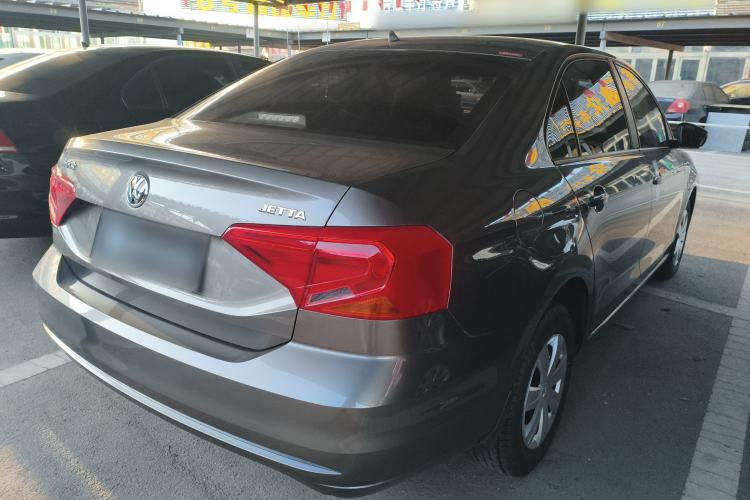 Used Volkswagen Jetta 2017 1.4L Manual Fashion Edition